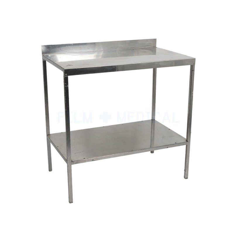 Lab Table with Lip
